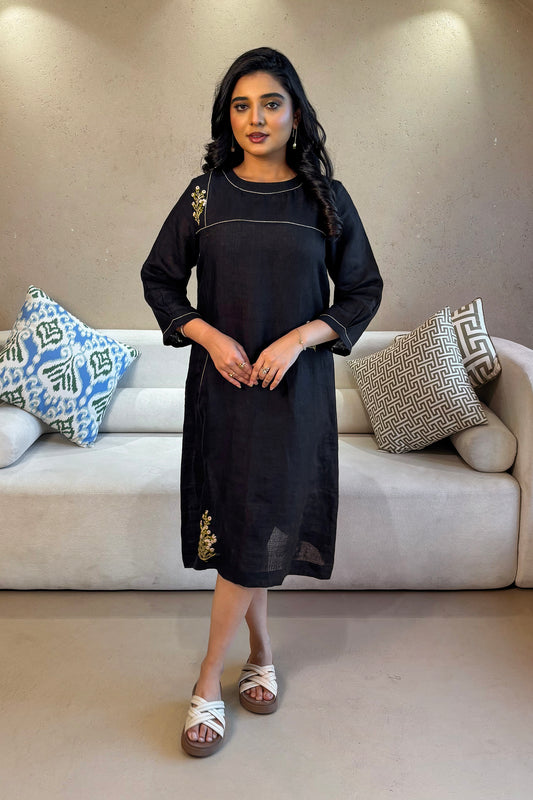 Linen Embroidery Dress - Black